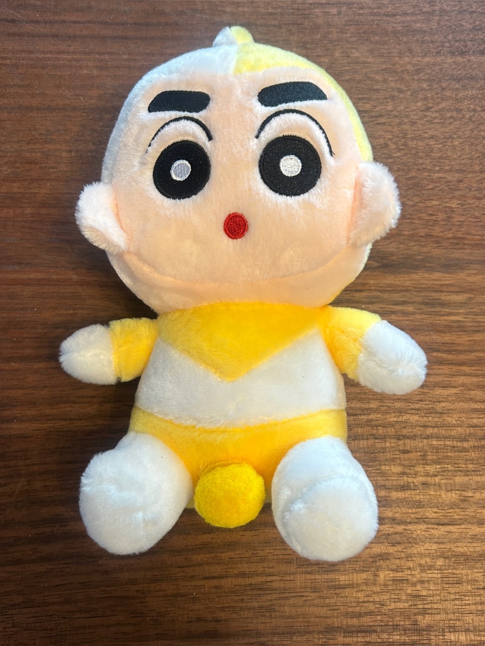 Crayon Shin Chan Ultraman Plush Stuffed Animal 9" Yellow & White Clean like new